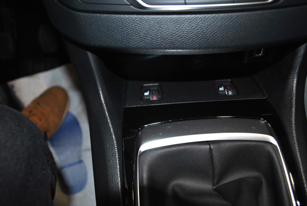 Peugeot 308 - II (2) 1.5 BLUEHDI 130 ACTIVE PACK