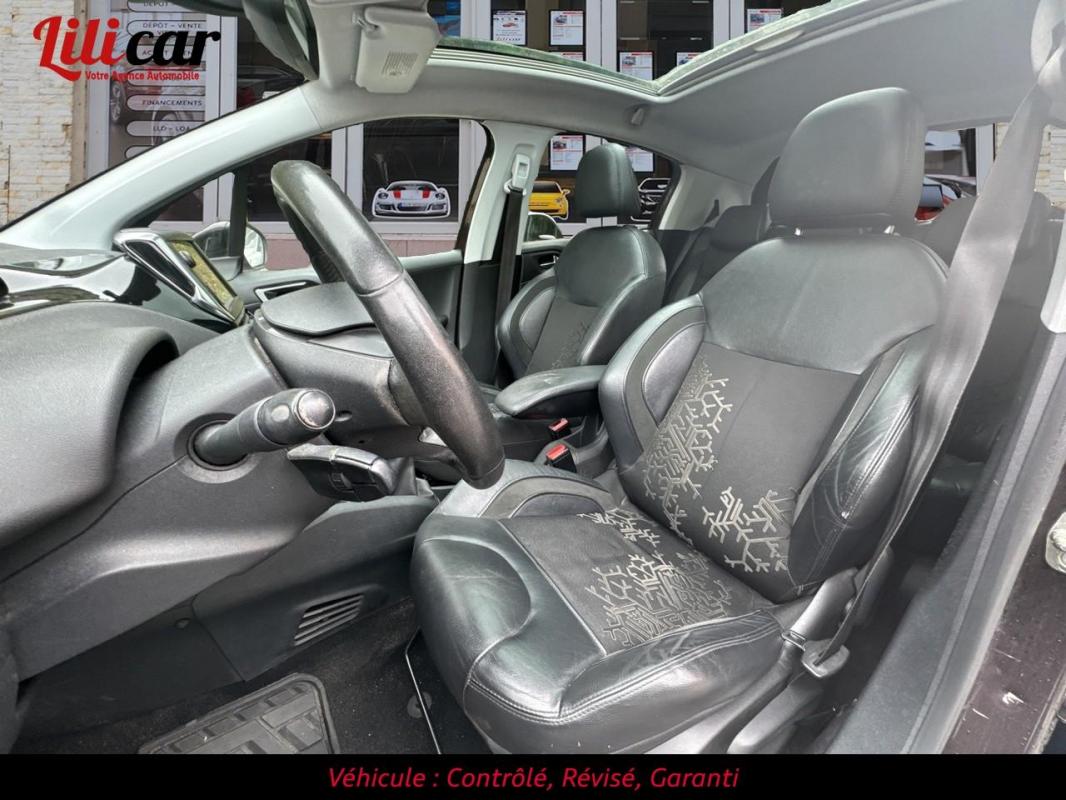 Peugeot 208 - 1.6 e-HDi FAP - 92ch Feline GARANTIE 12 MOIS